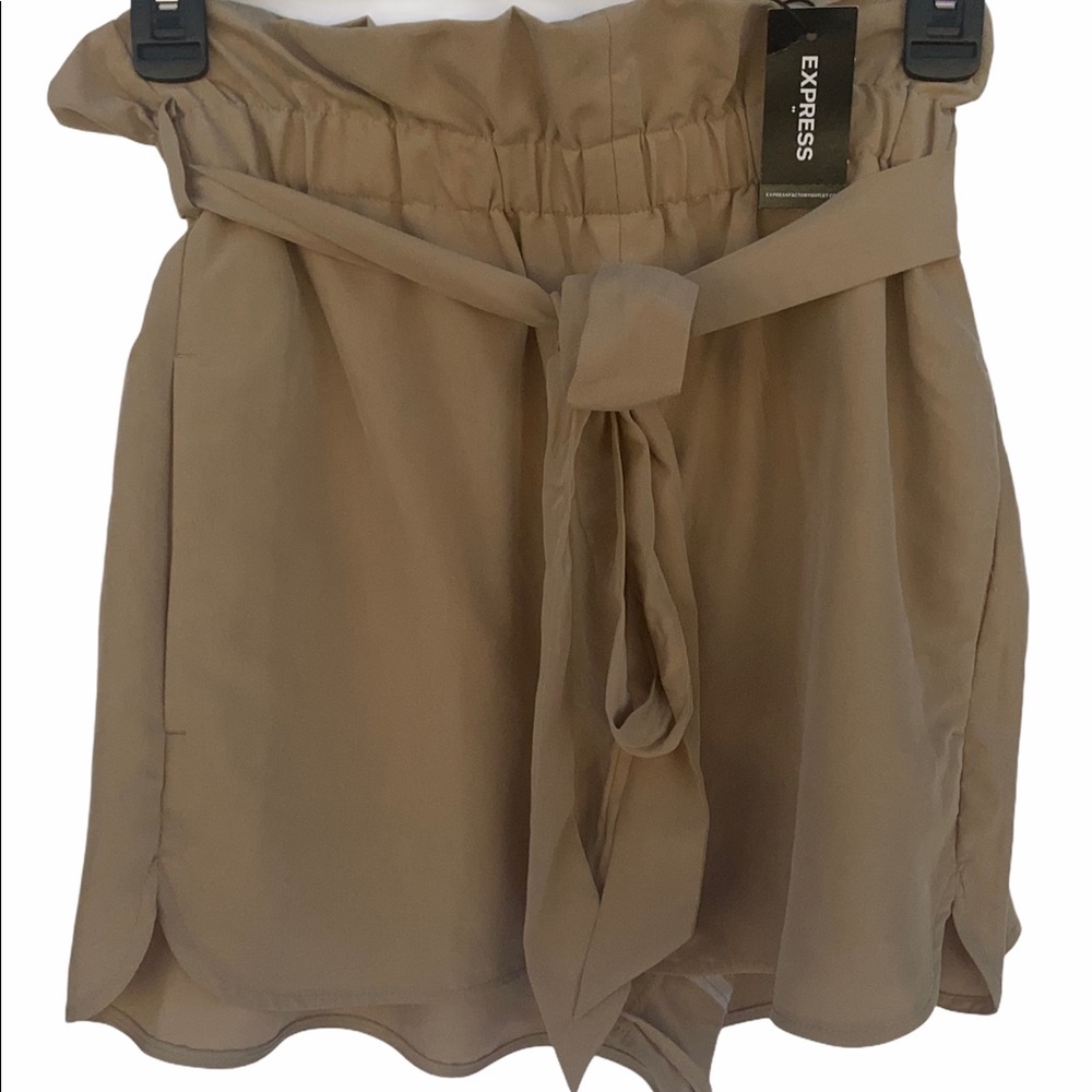 Express High Rise Belted paper bag Shorts XS Tan